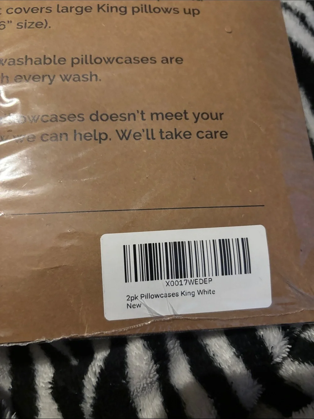 NWT CGK 2-Piece King Pillowcase Set in white